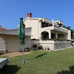 Drpic I Apartament *
